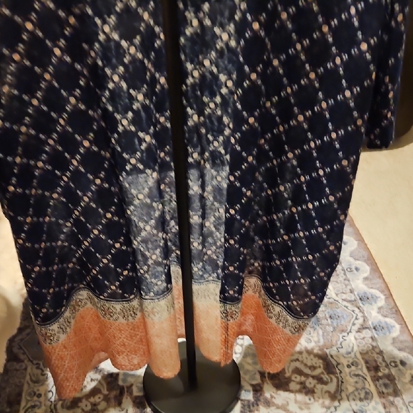 Torrid Blue and Orange Geometric Cardigan - Picture 3 of 10